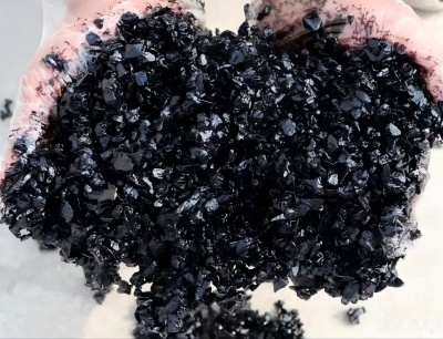 平安沥青冷补料（沥青砂）的优势特点与施工流程解析